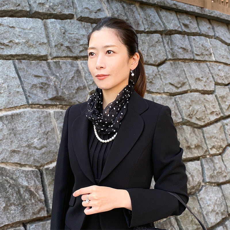 日本製 横浜シルクKINUWA（スカーフ）リングスカーフ ドット柄 – UVION